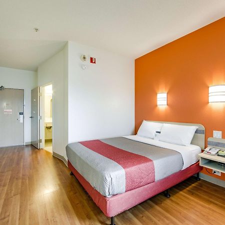 Motel 6-Brampton, On - Toronto المظهر الخارجي الصورة