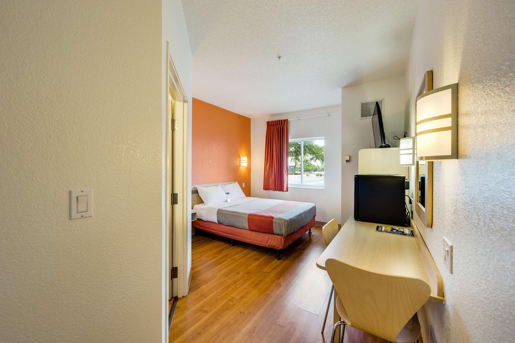 Motel 6-Brampton, On - Toronto المظهر الخارجي الصورة