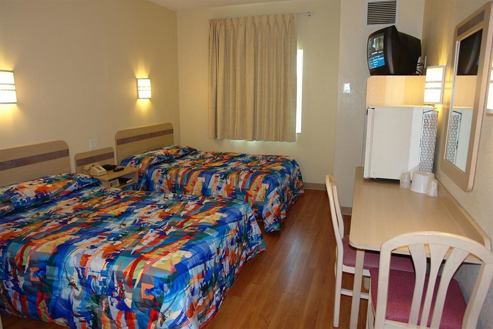 Motel 6-Brampton, On - Toronto المظهر الخارجي الصورة